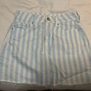 Blue and white striped pacsun skirt size 23